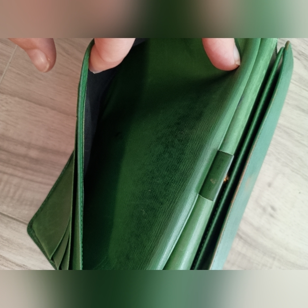 Louis Vuitton Green Epi Long Wallet - Picture 12 of 16